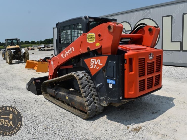 2021-kubota-svl97-2-image-12