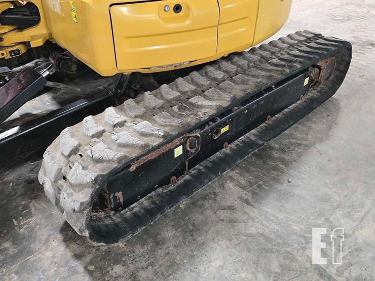 2017-caterpillar-304e2-cr-image-32