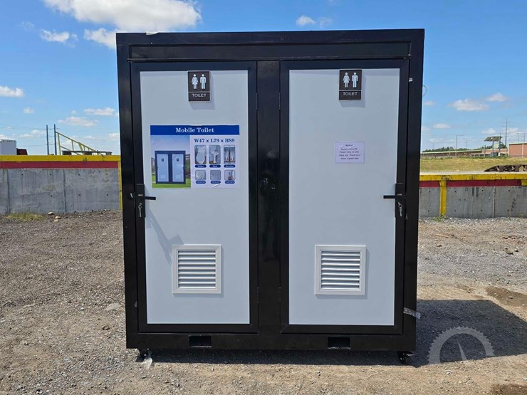 mobile-toilet-image-7