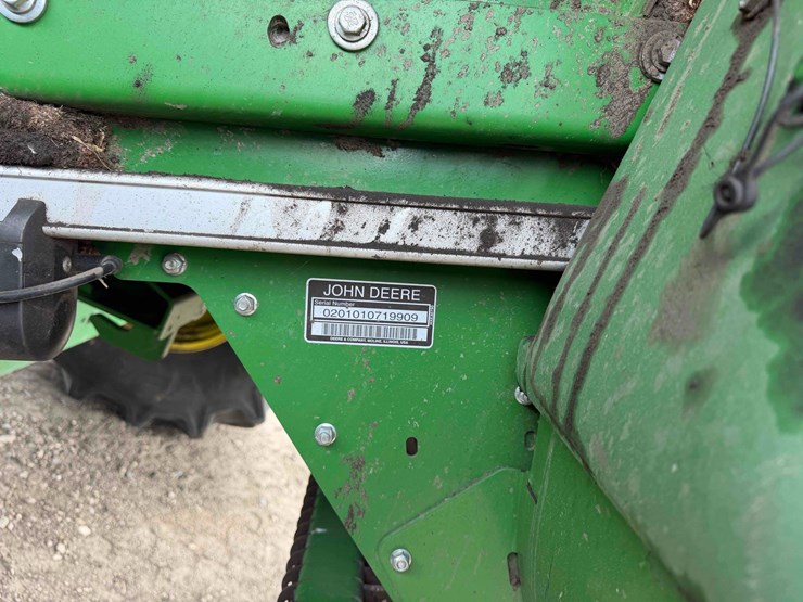 2019-john-deere-s780-image-12