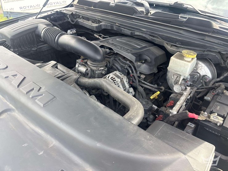 2020-dodge-1500-image-8