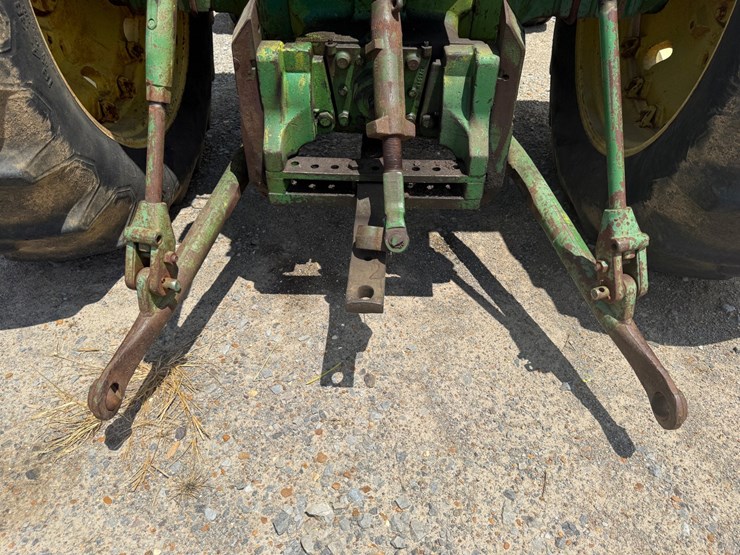 john-deere-4620-image-6