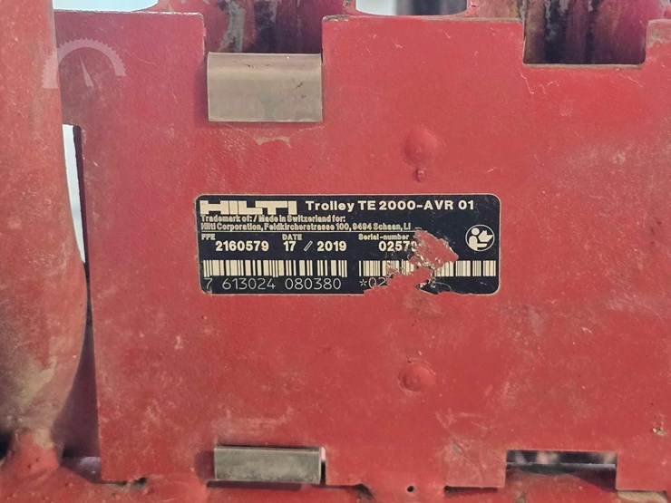 2019-hilti-te2000-avr-30-39-lb-electric-breaker-image-6