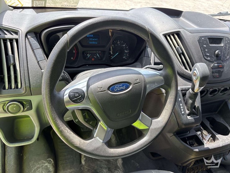 2017-ford-transit-image-23