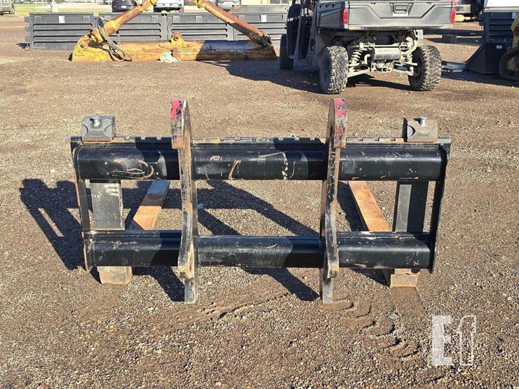 caterpillar-420-xe-image-5