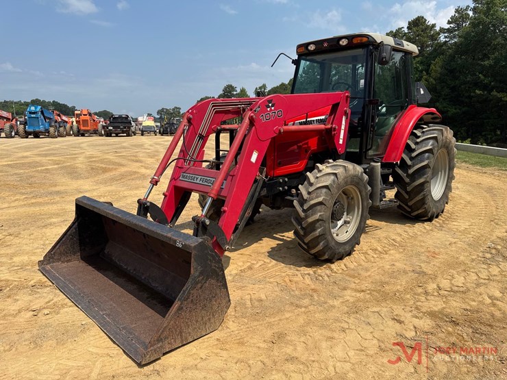 massey-ferguson-5445-image-3