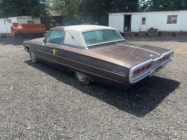 1966-ford-thunderbird-image-3