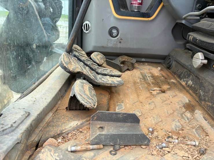 volvo-ecr88d-image-22