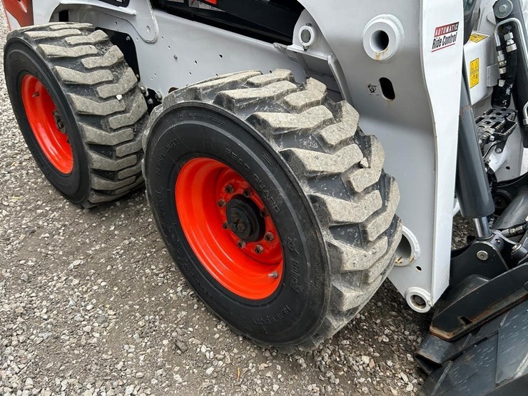 2024-bobcat-s650-image-12