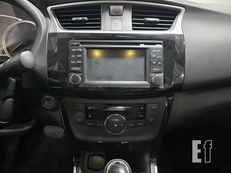 2017-nissan-sentra-image-14