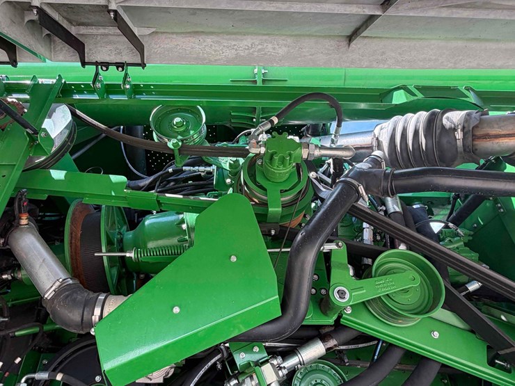 2019-john-deere-s780-image-53