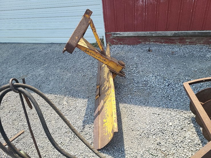mccullough-industries-84"-3pt-hitch-grader-blade-image-2