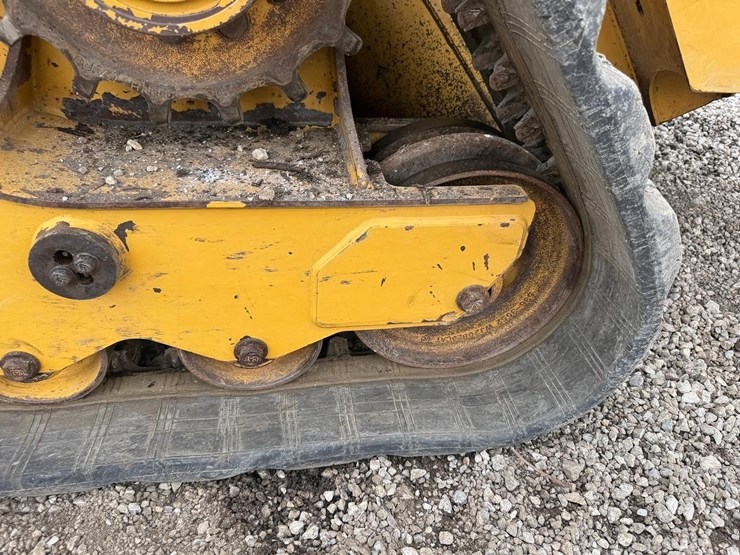 2020-caterpillar-299d3-xe-image-17