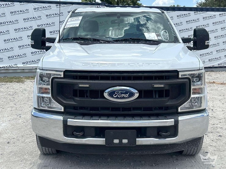 2022-ford-f250-image-26