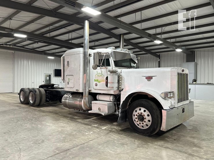 1994-peterbilt-378-image-2
