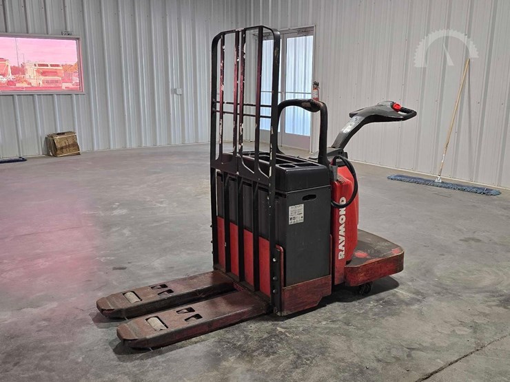 raymond-8400-image-1