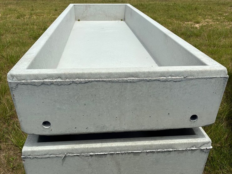 #20272-•-feed-troughs-image-3
