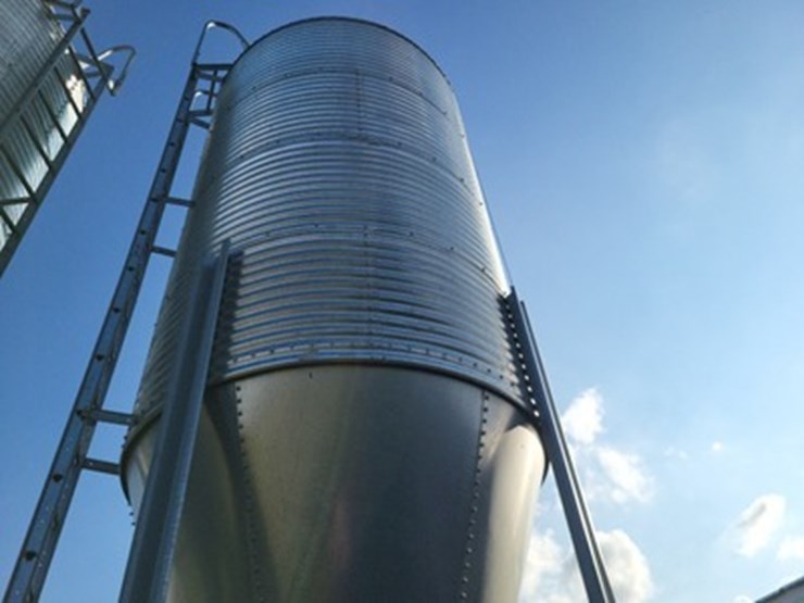 chore-time-11-ton-feed-bin-w/steel-support-and-boot---west-bin-image-7