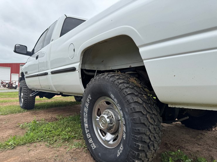 1999-dodge-ram-2500-image-19