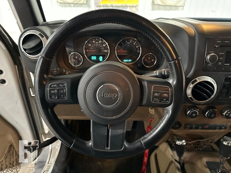 2016-jeep-wrangler-image-13