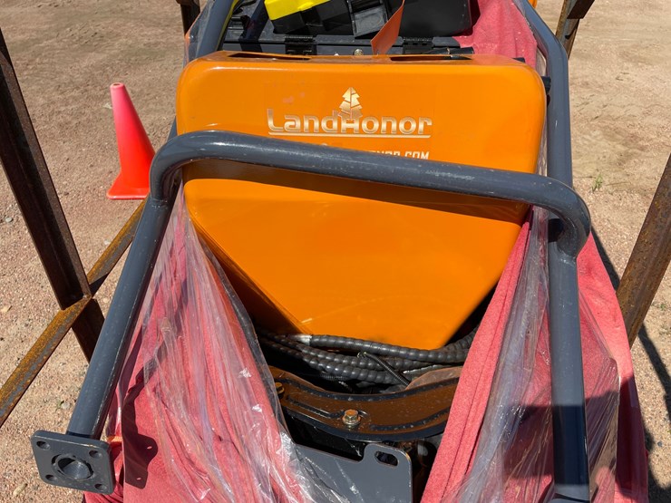 landhonor-lhr-me10x1-image-8