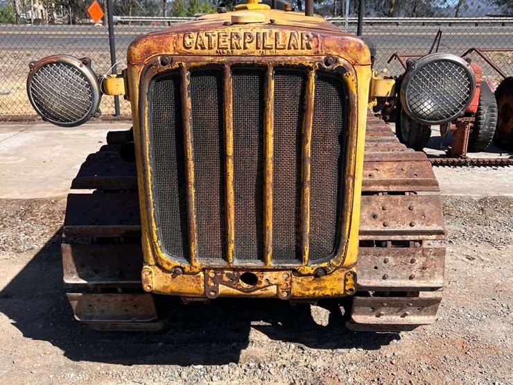 caterpillar-d2-image-2