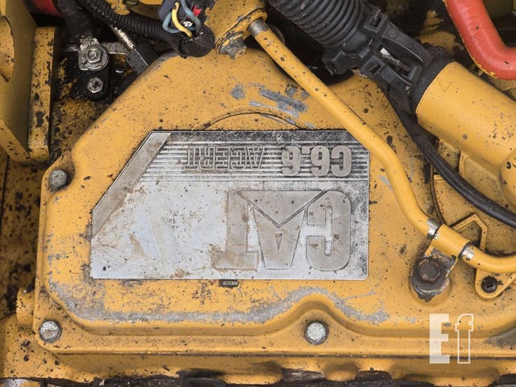 2014-caterpillar-320el-image-25