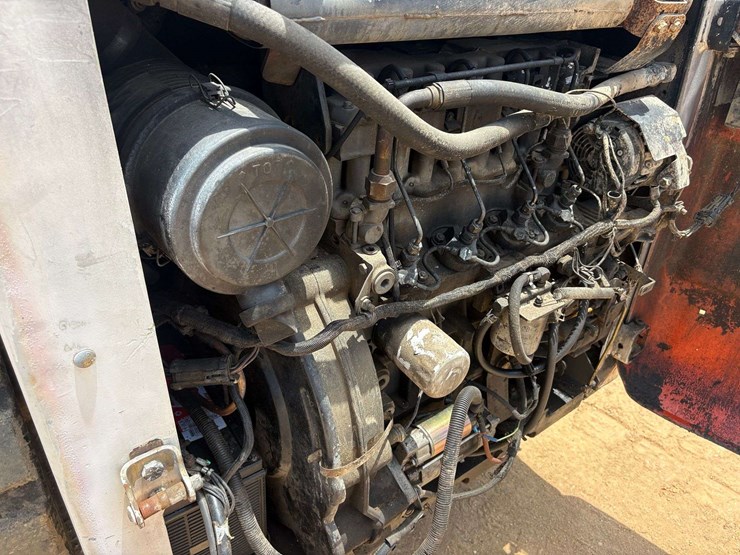 bobcat-864-image-30