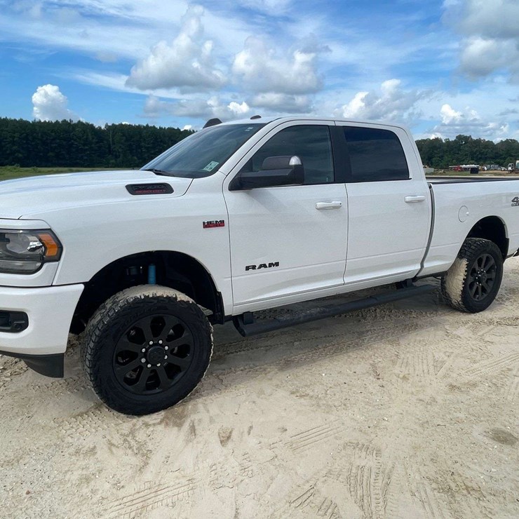 2021 DODGE 2500