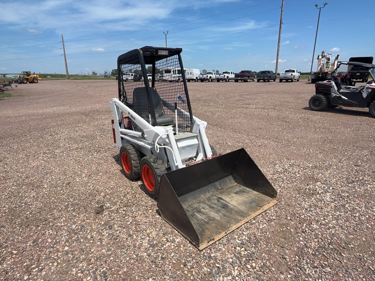 bobcat-m371-image-3
