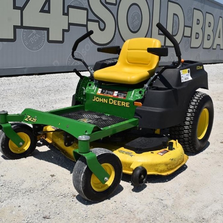 2015 JOHN DEERE Z425