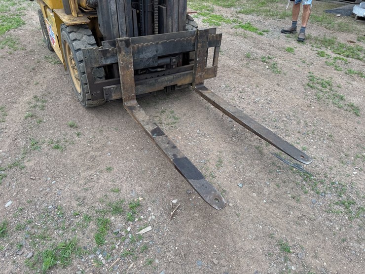 caterpillar-v50d-image-3