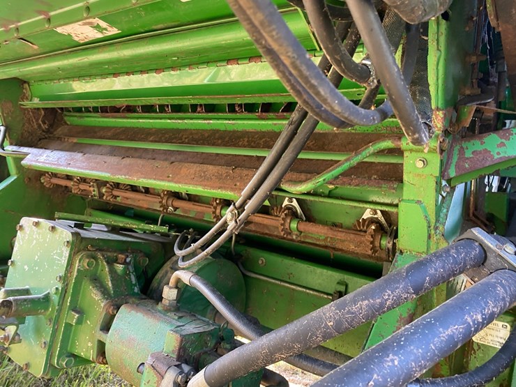 john-deere-9600-4x4-combine-image-18