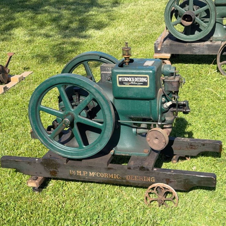 McCormick Deering 1 1/2 HP Engine