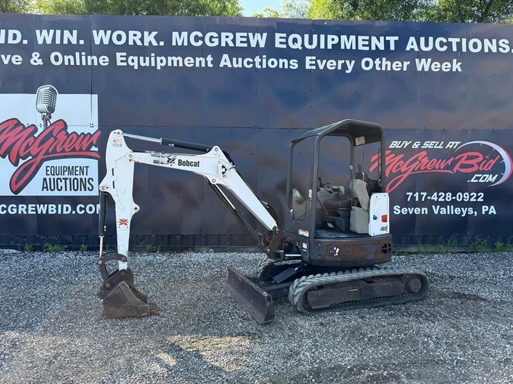 2017-bobcat-e26-image-1
