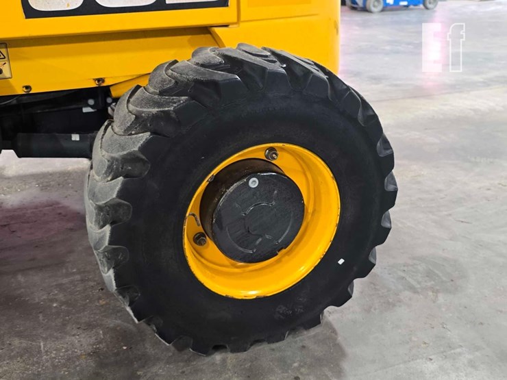 2020-jcb-930-image-27