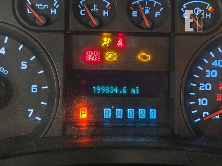 2010-ford-f150-xl-image-13