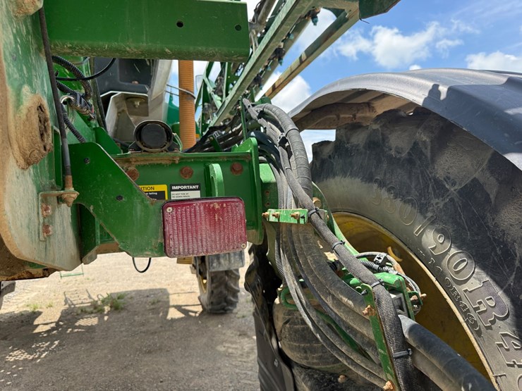2016-john-deere-r4038-image-63