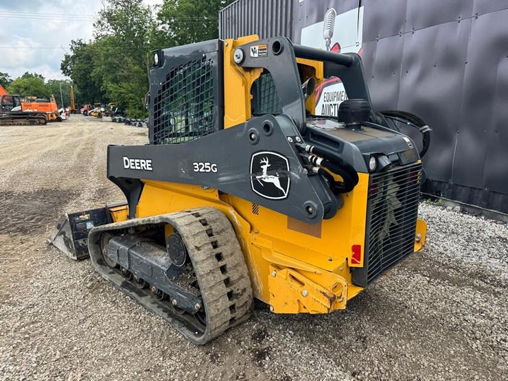2021-deere-325g-image-4