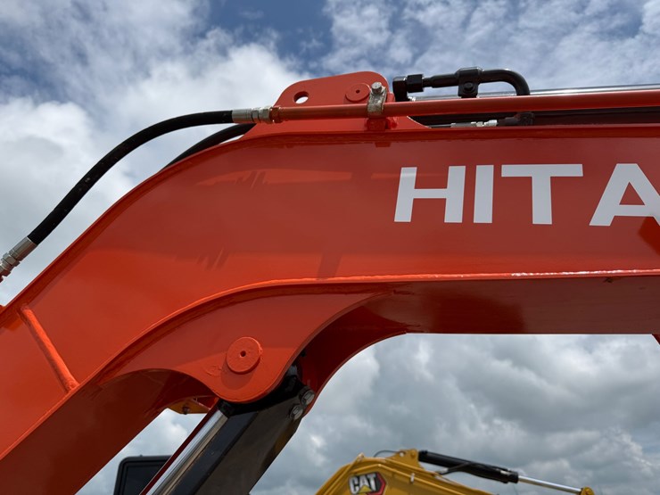 2023-hitachi-zx55u-5a-image-33