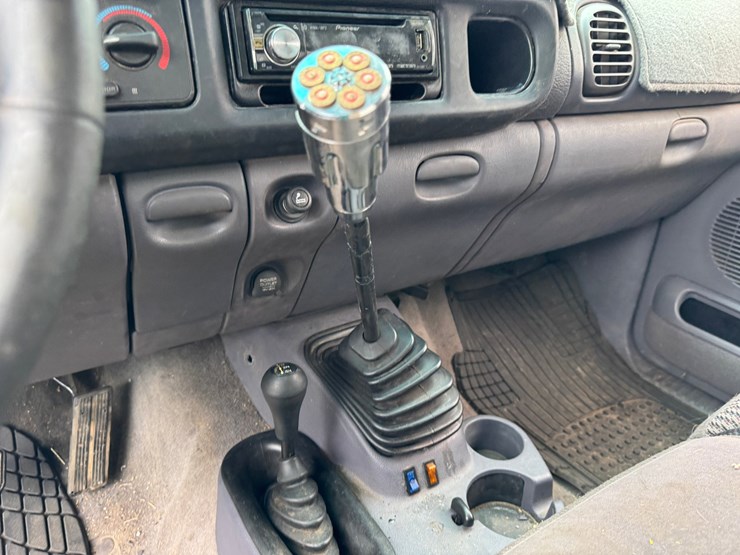 1999-dodge-ram-2500-image-37