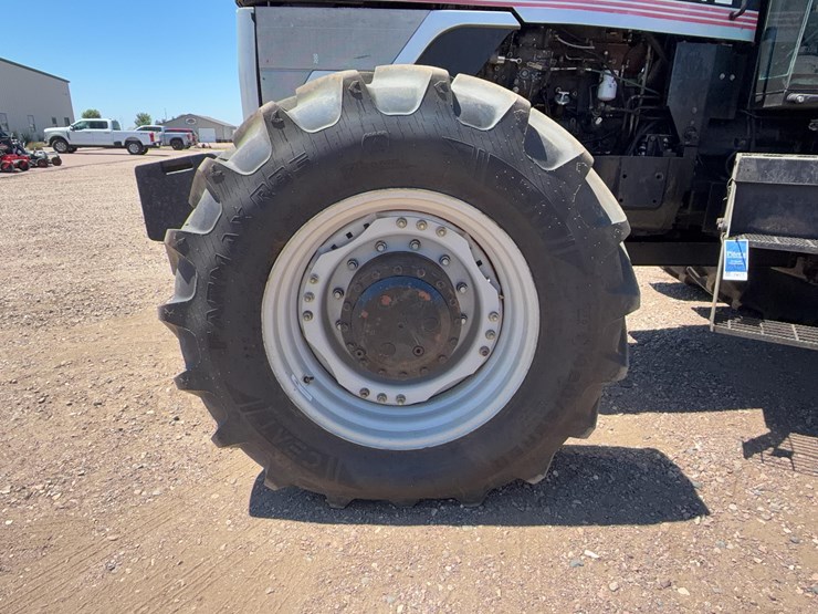 1996-white-6195f-tractor-image-9