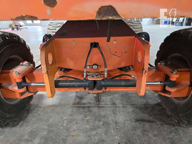 2008-jlg-660sj-image-18