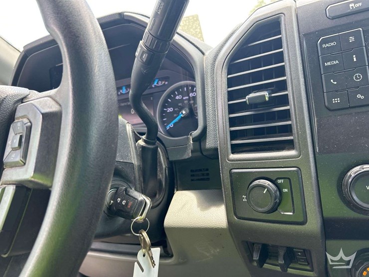 2022-ford-f250-image-16
