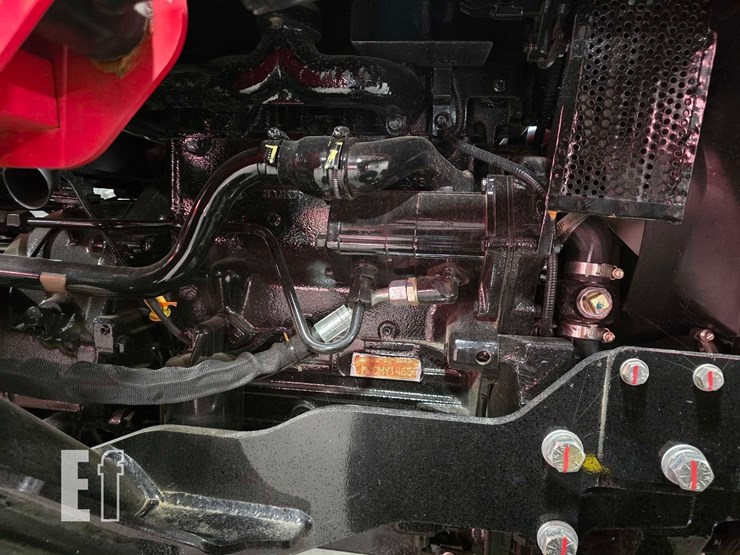 2026-mahindra-4540-image-26