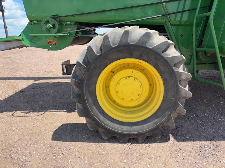 1981-john-deere-8820-image-14
