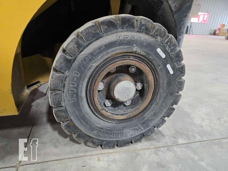 2020-caterpillar-gp25n-image-26