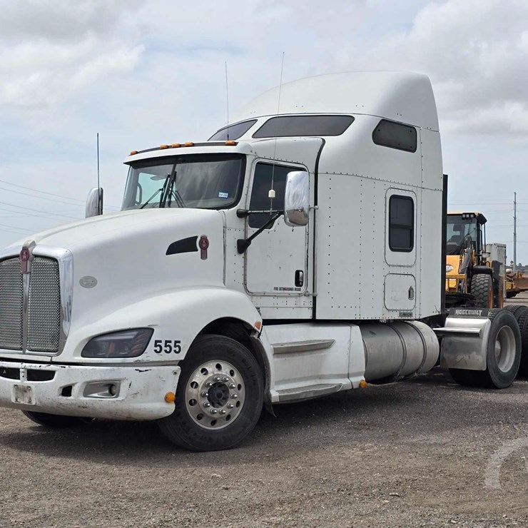 2009 KENWORTH T660