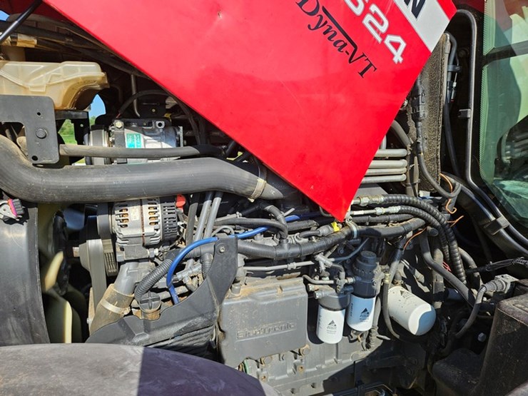 massey-ferguson-7624-image-16