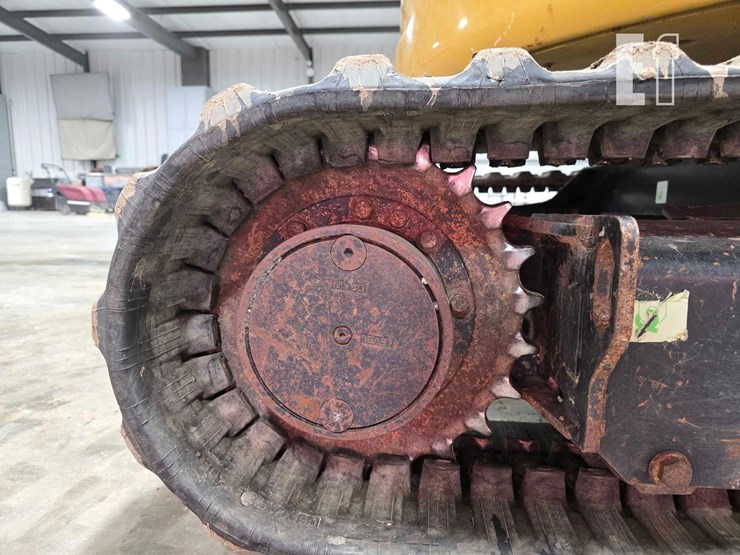 2019-caterpillar-303.5e2-cr-image-37